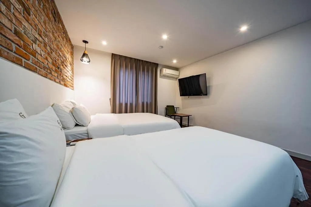 Gray Hotel Busan Motel