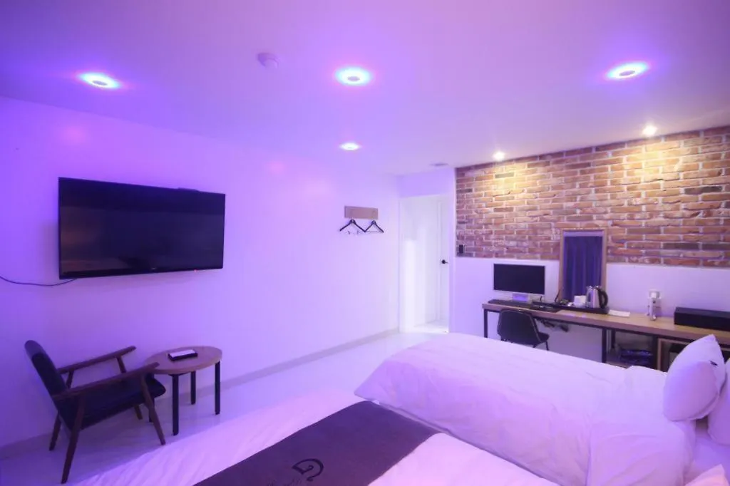 Gray Hotel Busan 2*,
