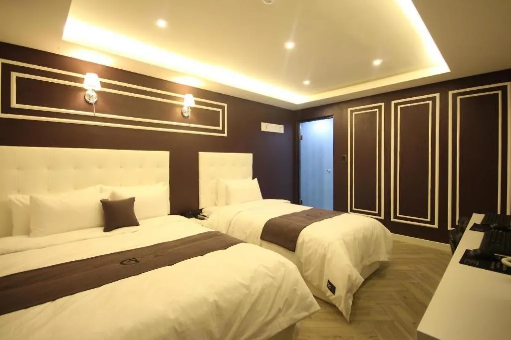 Gray Hotel Busan
