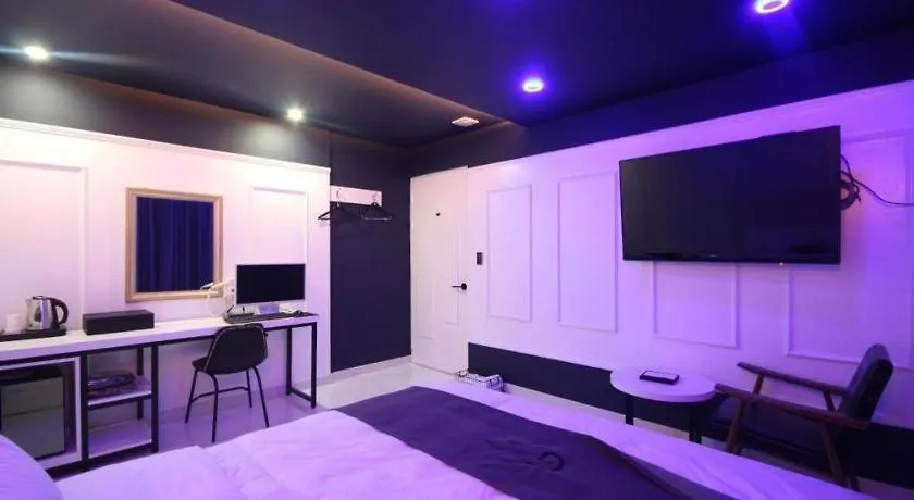 Gray Hotel Busan