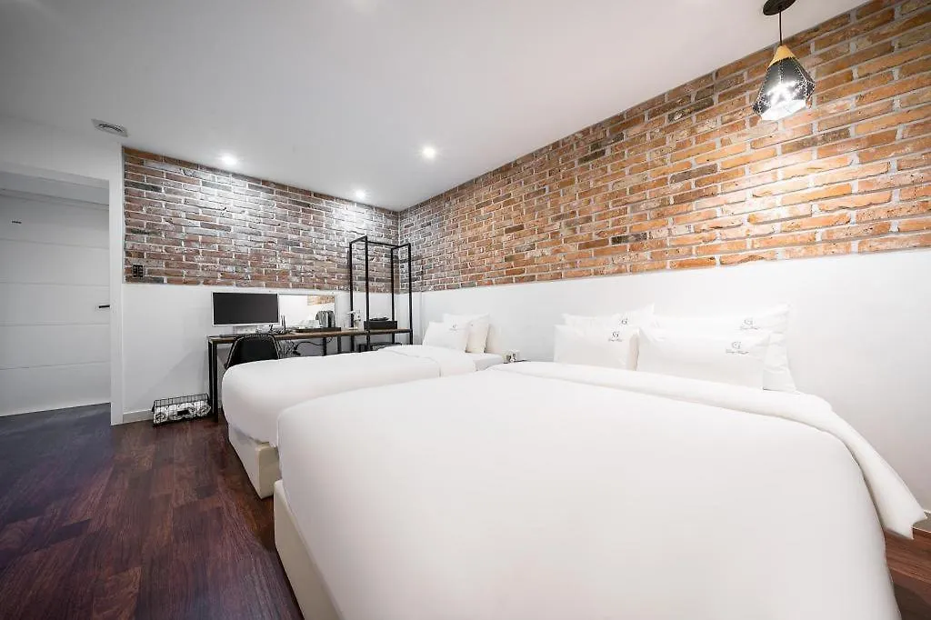 Gray Hotel Busan